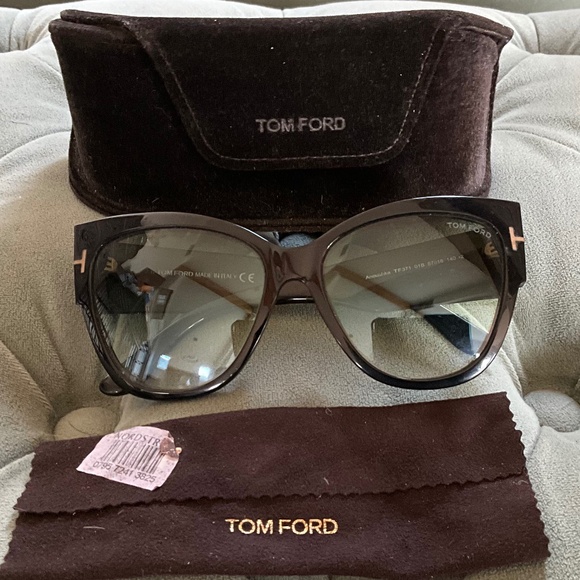 Tom Ford sunglasses - Picture 1 of 8